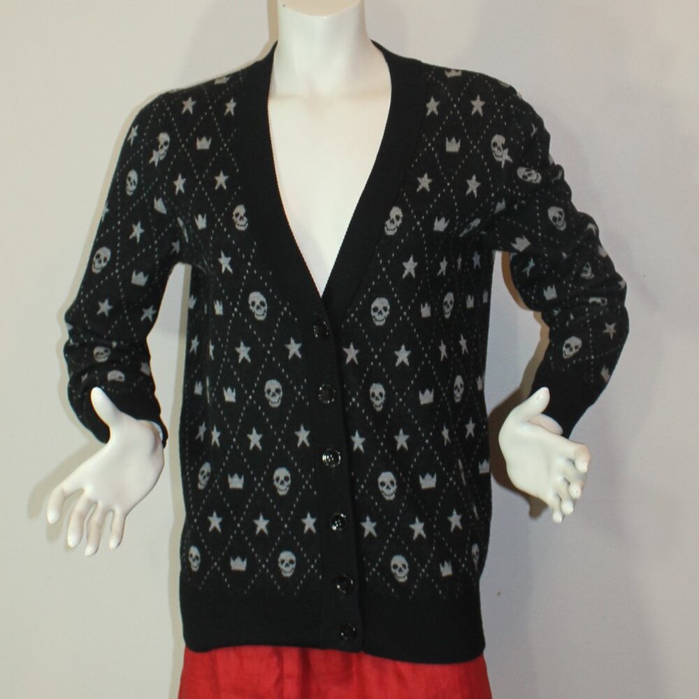 Minnie Rose black button cardigan V- neck skull Unisex 100% Wool size M
